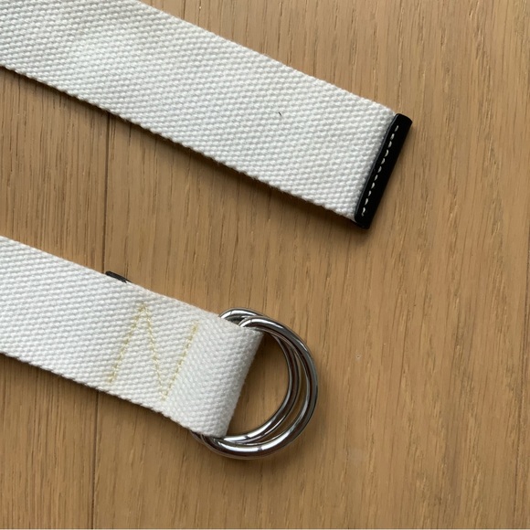 D RING WHITE CANVAS BELT - Picture 3 of 3